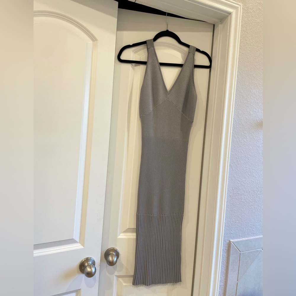 Club Monaco Nomnomm Dress - Picture 2 of 6